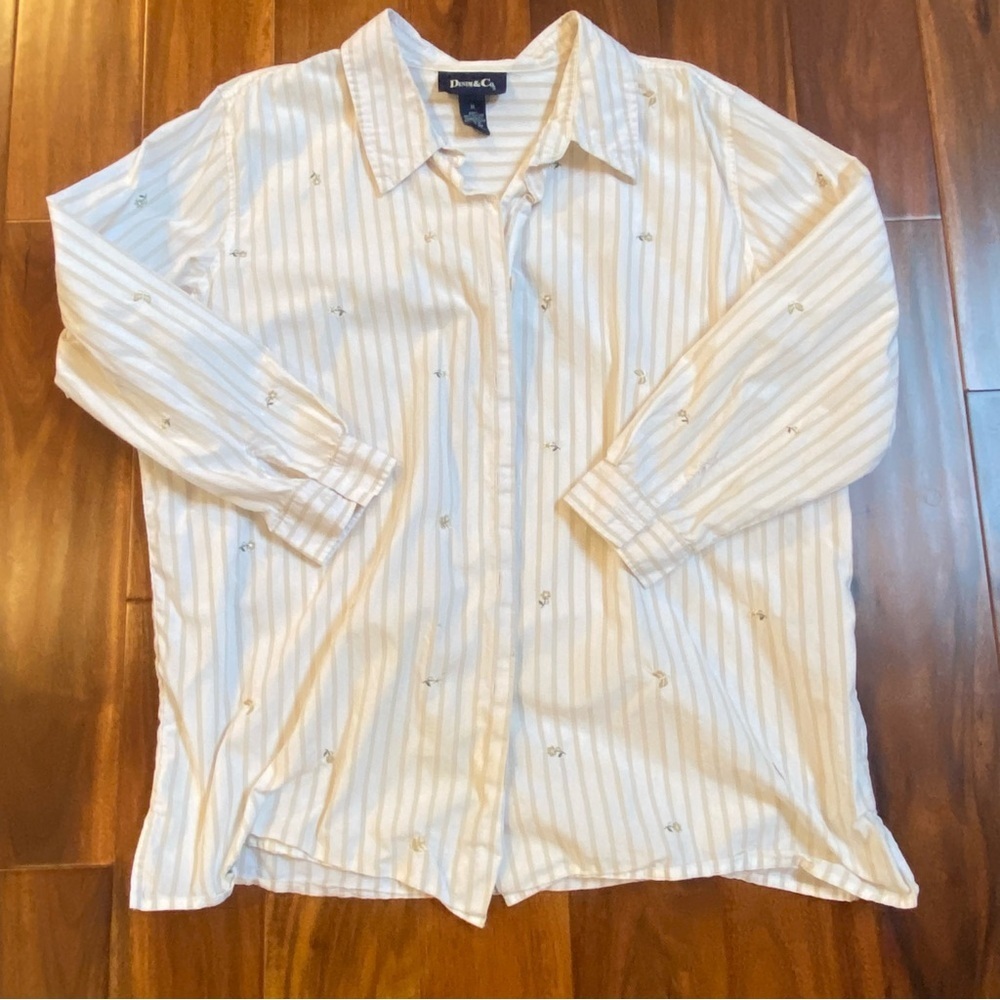Denim & Co. Women's Button Up Top Size 1X Striped Long Sleeve Embroidered Bees